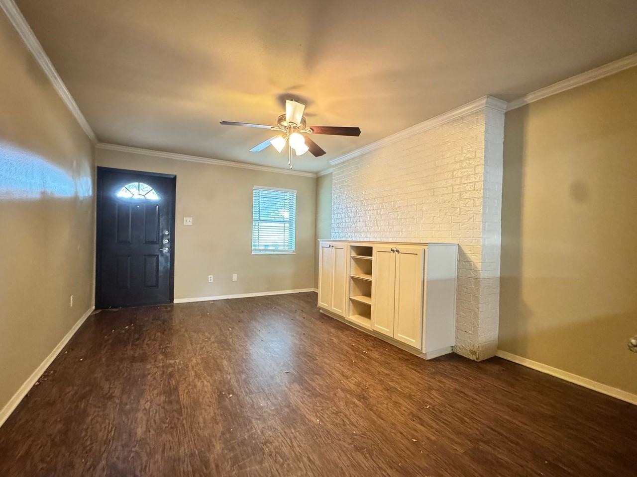 8414 Cambridge Rd #C02 - Photo 4 of 20