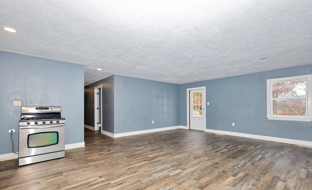 1188 Spring St - Photo 3 of 14