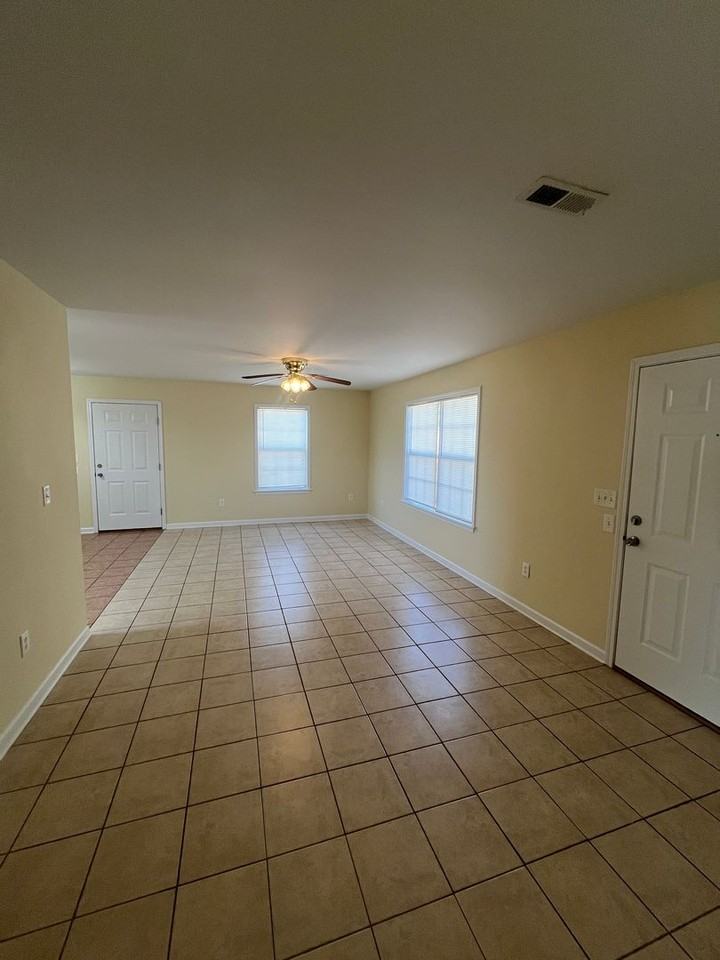 3943 Greenpond Rd - Photo 2 of 13
