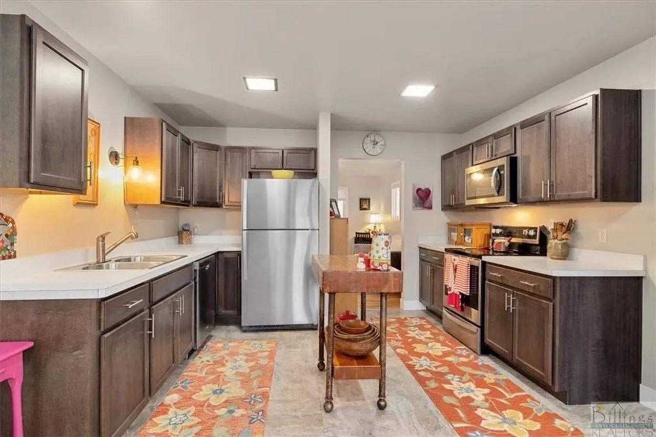 924 N 24th St - Photo 3 of 7