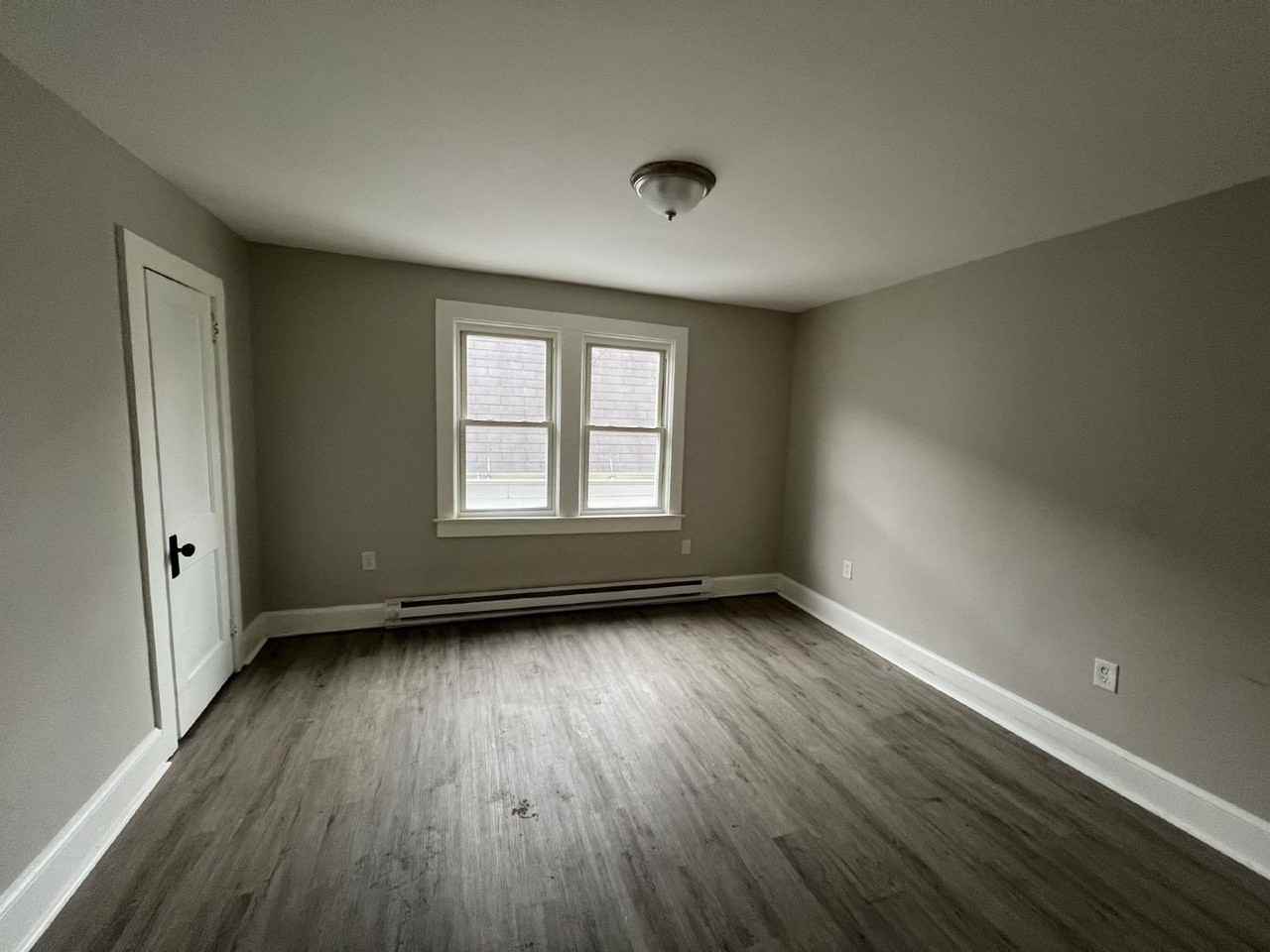 2 S Empire St Apt 2r - Photo 4 of 4