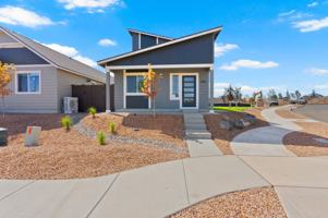 featured image of 3972 Sw Obsidian Ave