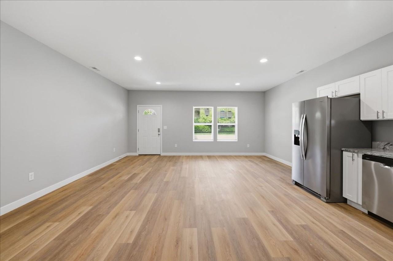 2813 N Talbott St #A - Photo 4 of 12