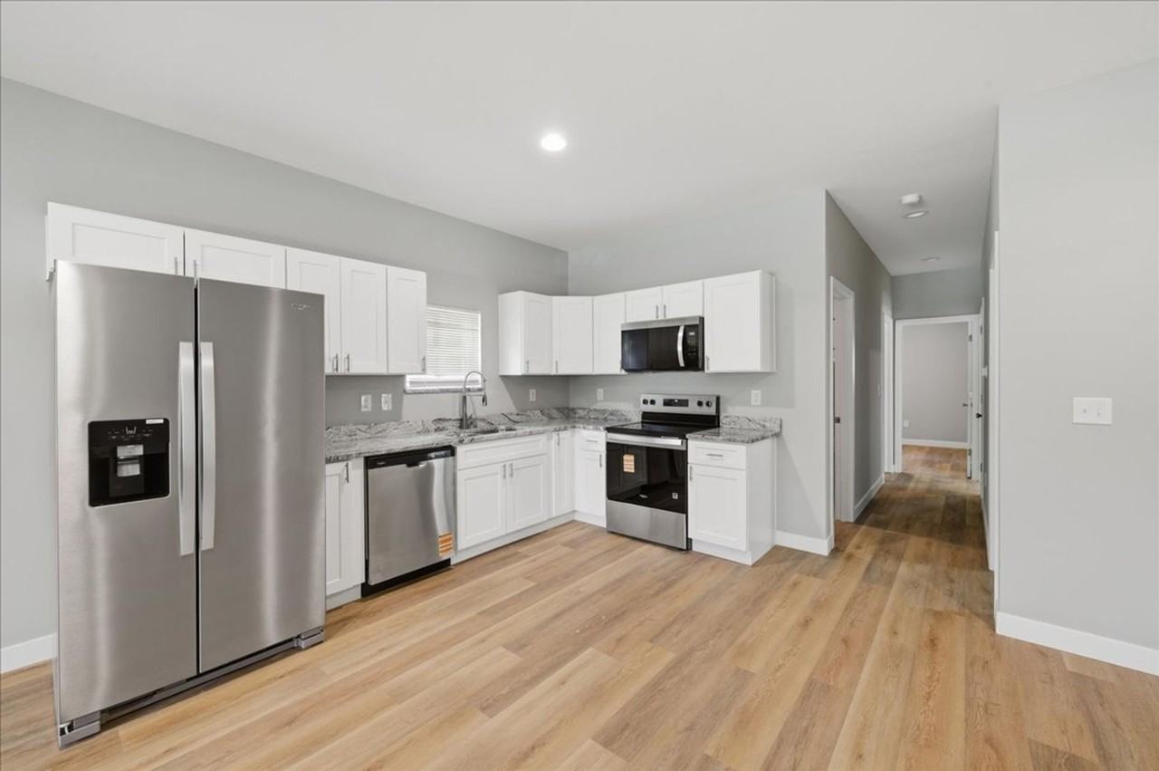 2813 N Talbott St #A - Photo 5 of 12