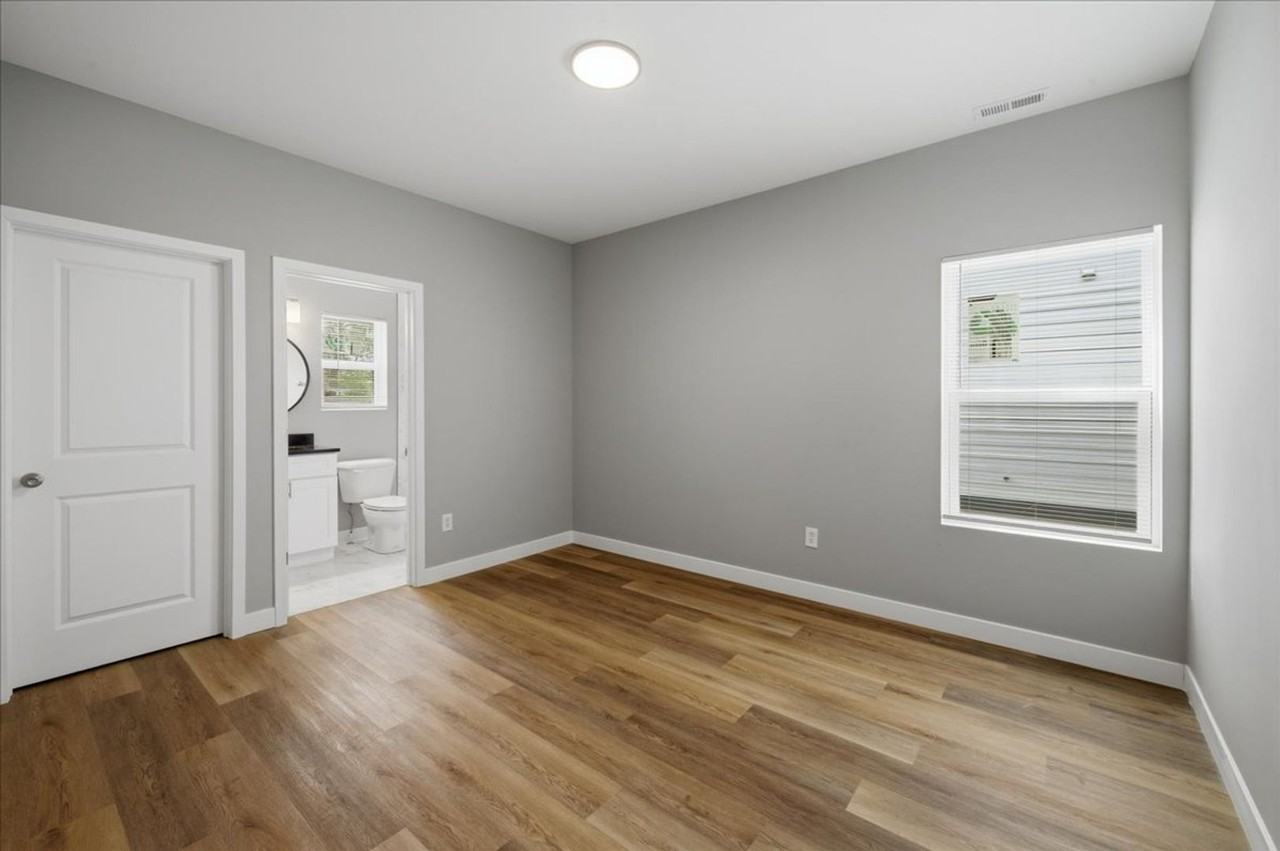 2813 N Talbott St #A - Photo 6 of 12