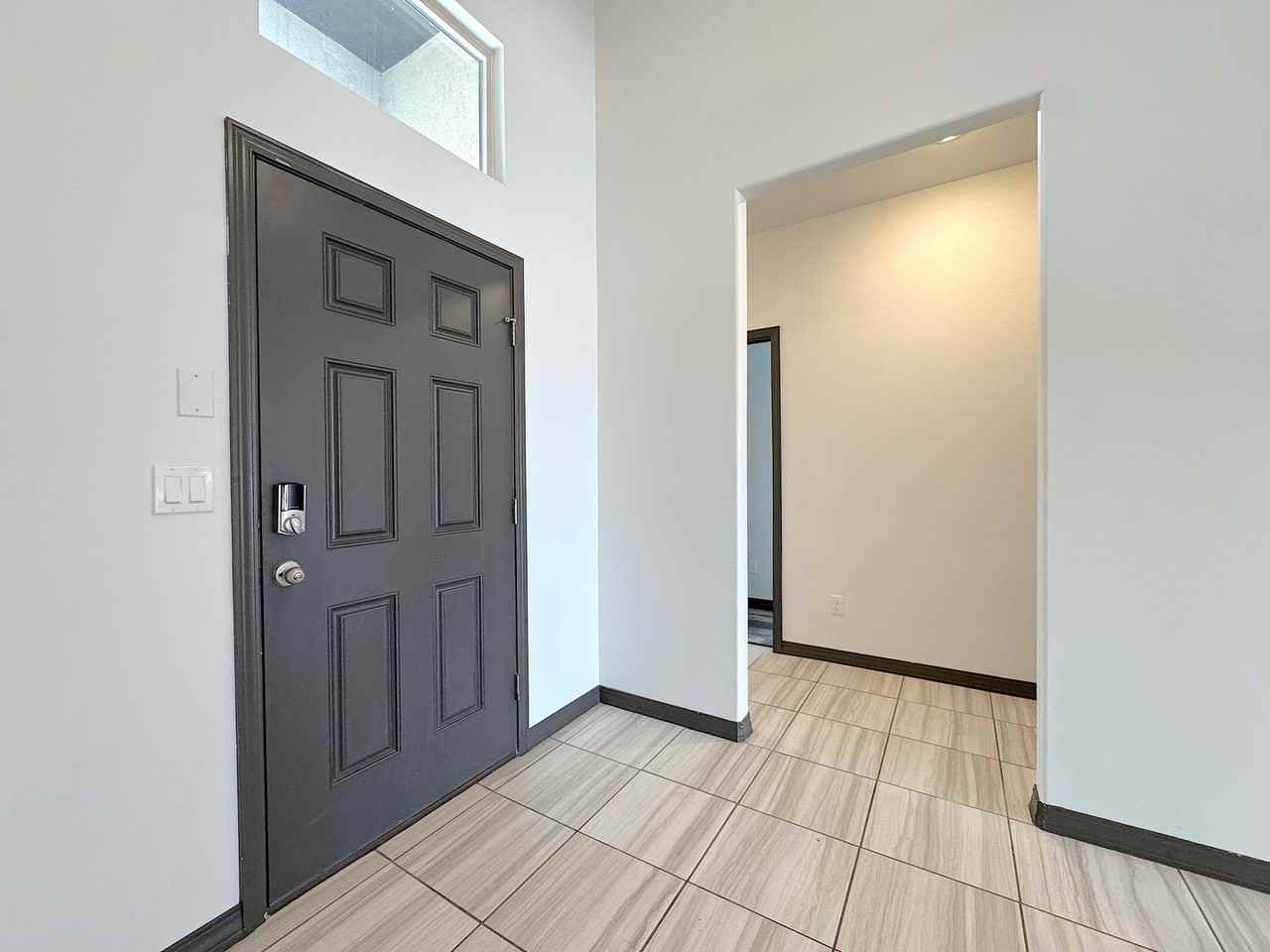 121 Alamito Creek Ave - Photo 3 of 23