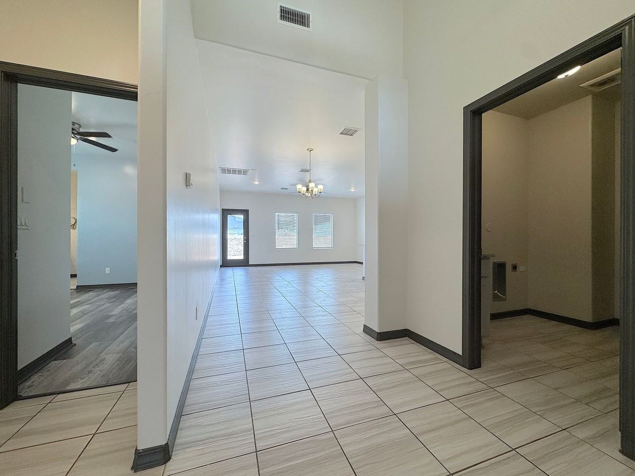121 Alamito Creek Ave - Photo 4 of 23