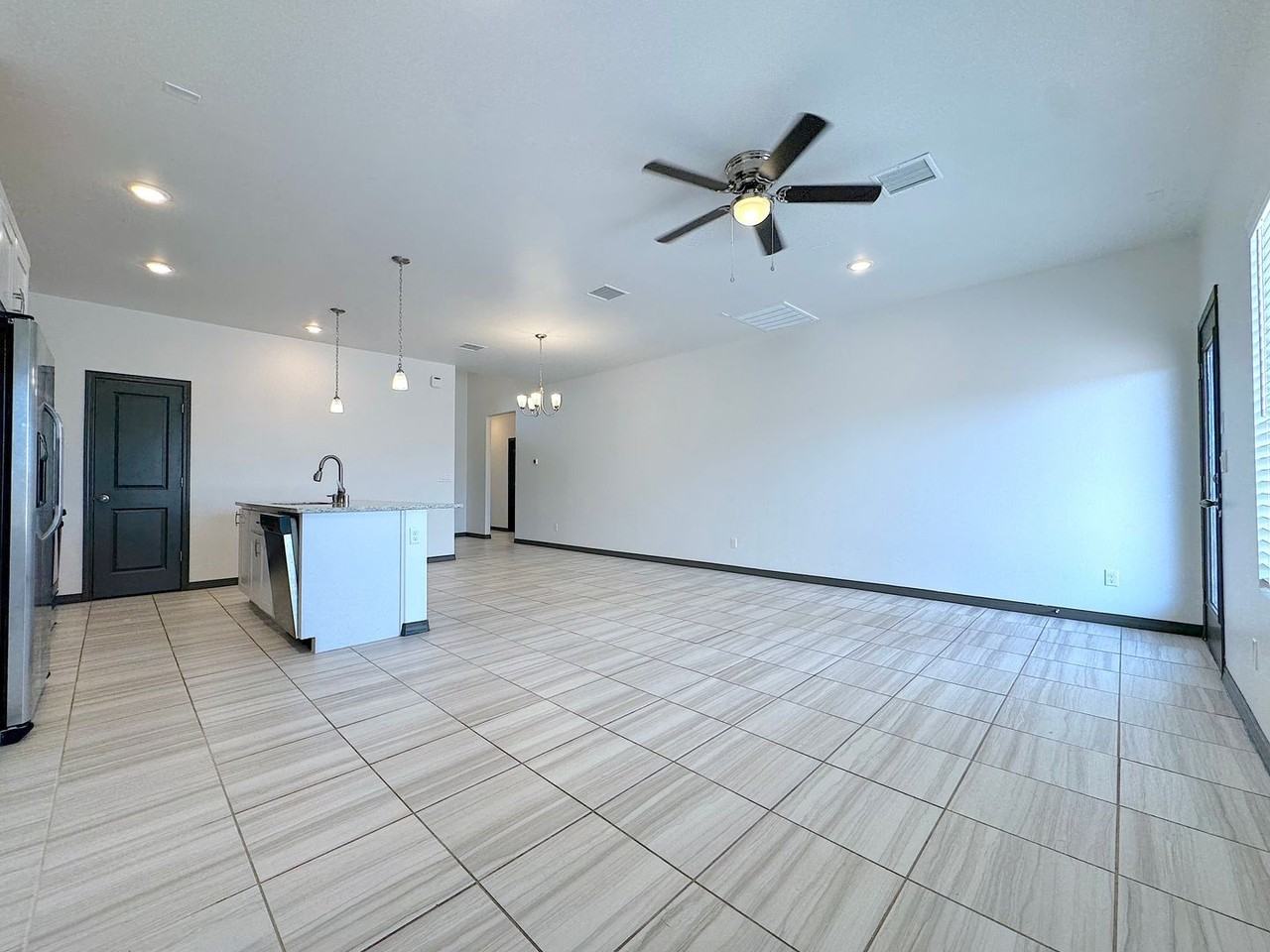 121 Alamito Creek Ave - Photo 6 of 23