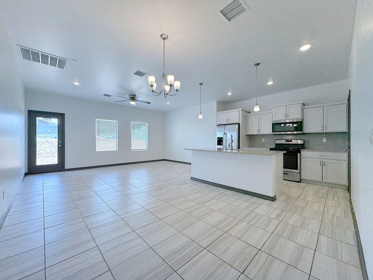 121 Alamito Creek Ave - Photo 7 of 23