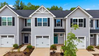 1525 39th Avenue Loop Ne #4 - Photo 1 of 1