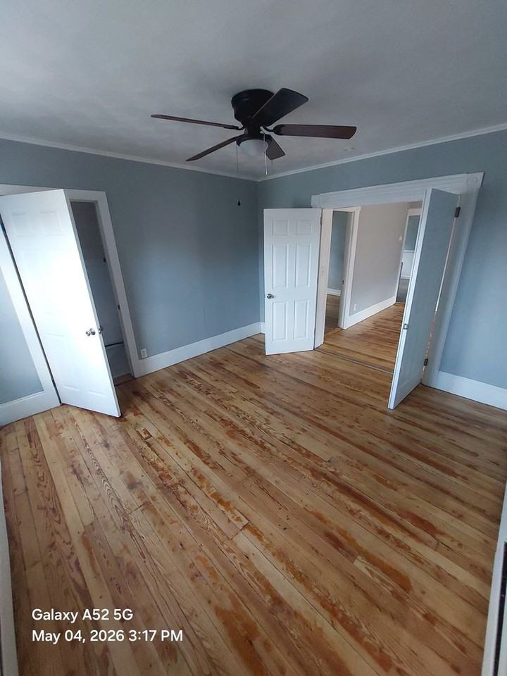 59 Dwight St - Photo 4 of 9