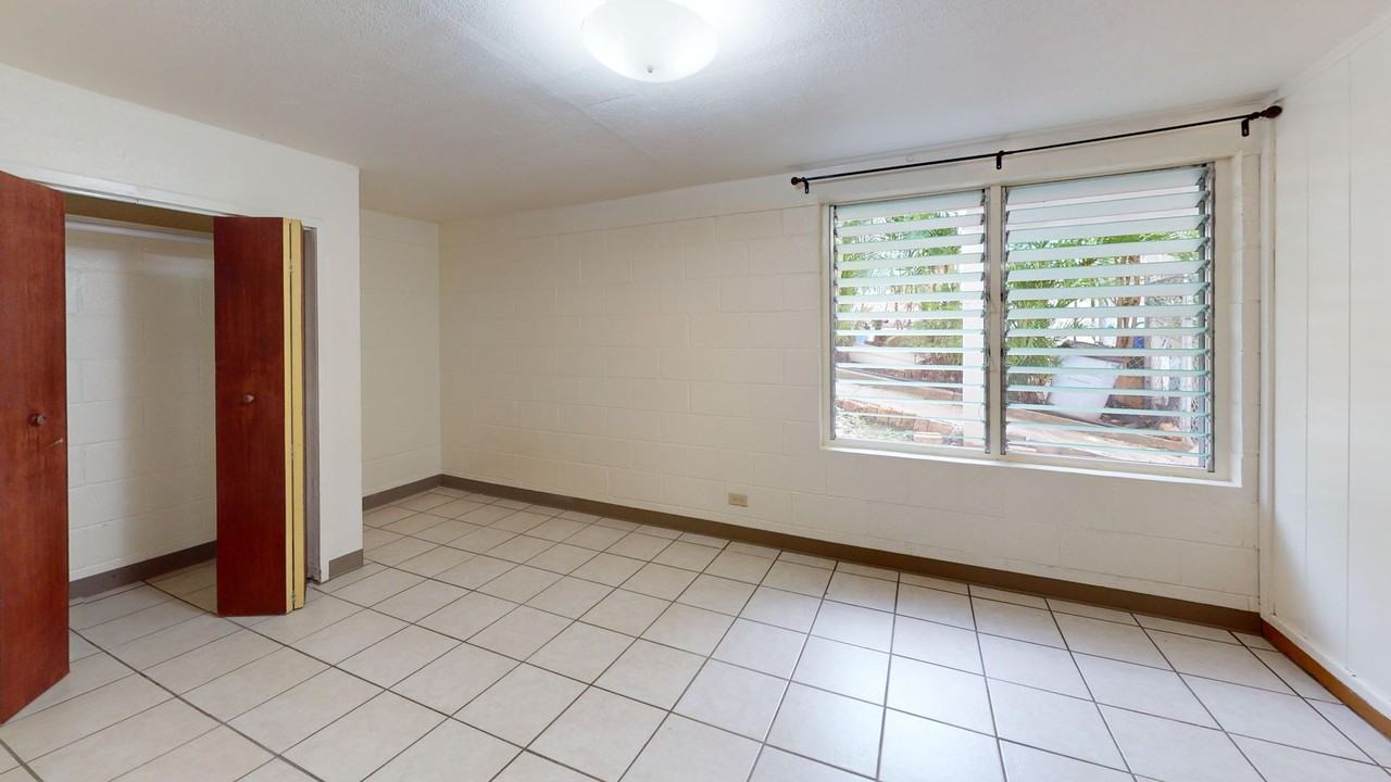 1145 Ukana St - Photo 7 of 10