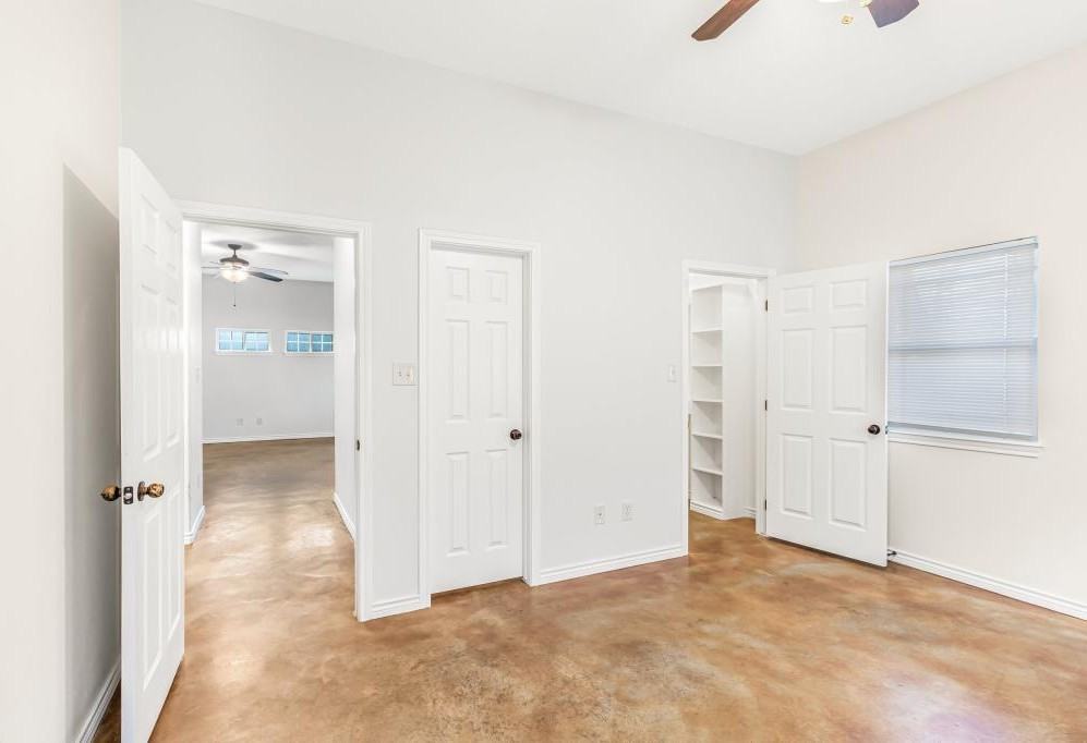 3935 John Sharp Pkwy - Photo 4 of 24