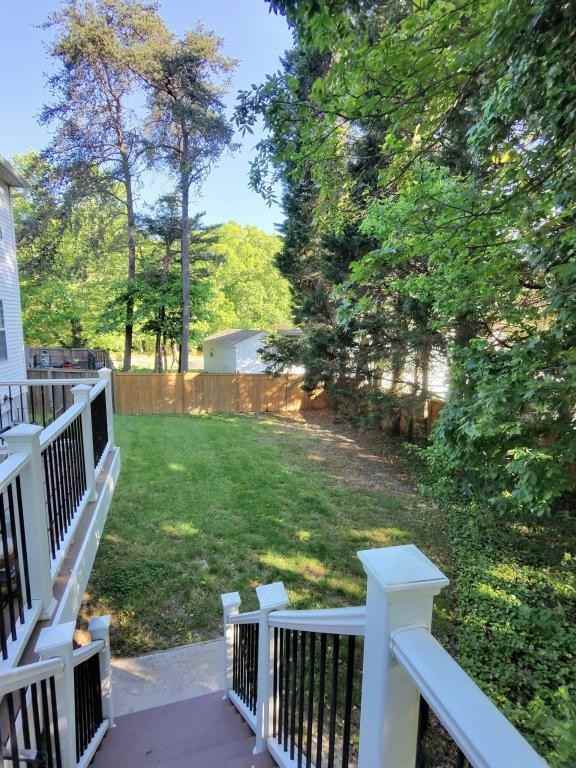 8801 Dangerfield Ct - Photo 7 of 27