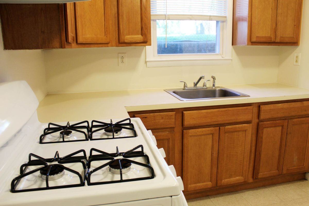 78 Gaston Ave - Photo 7 of 22