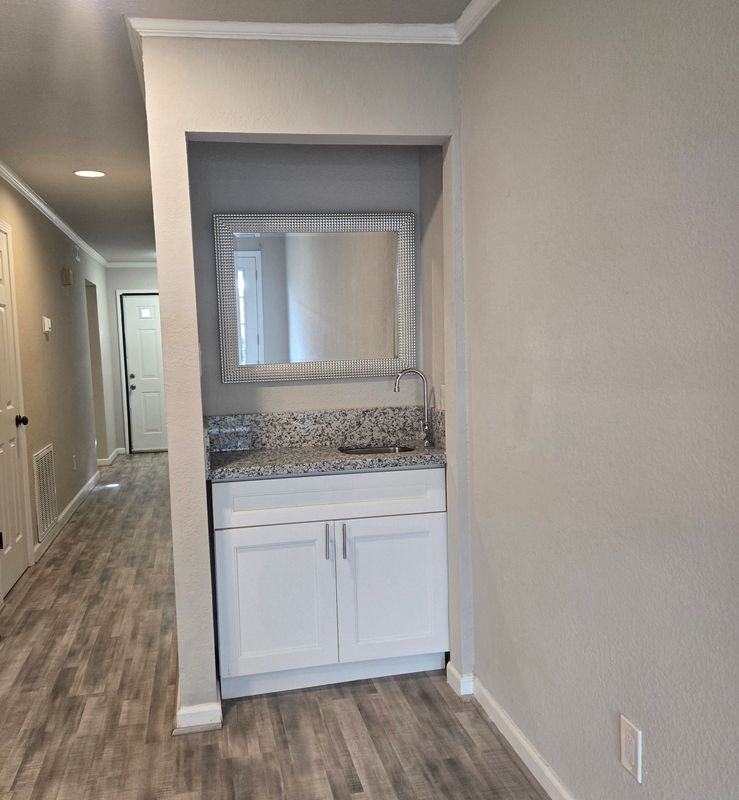 8355 Nairn St - Photo 5 of 22