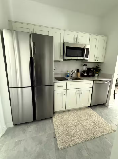 1128 Deepwater Cir - Photo 3 of 3