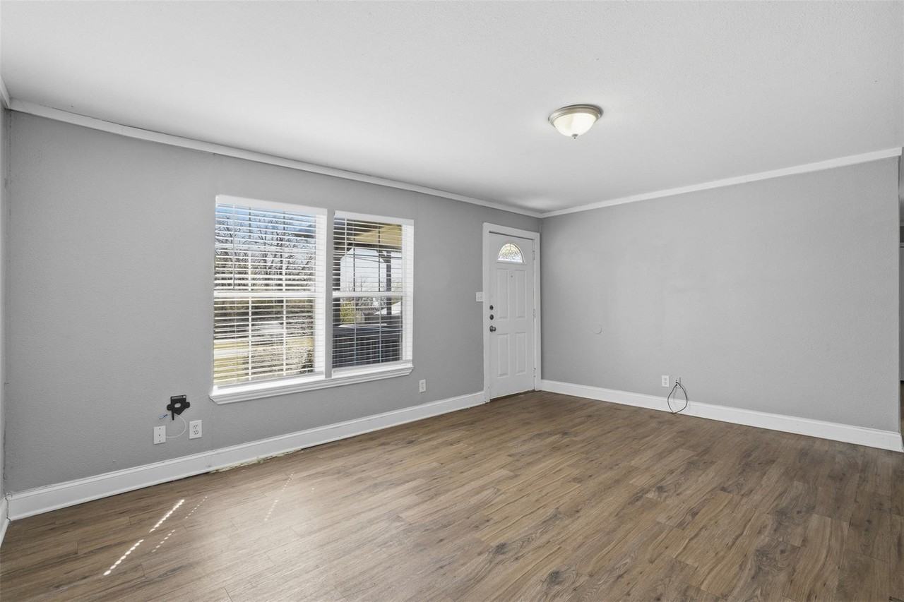 308 W Lamm St - Photo 7 of 28