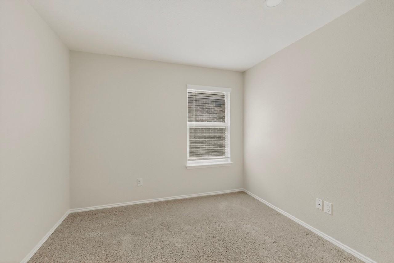 2345 Copal Dr - Photo 5 of 43