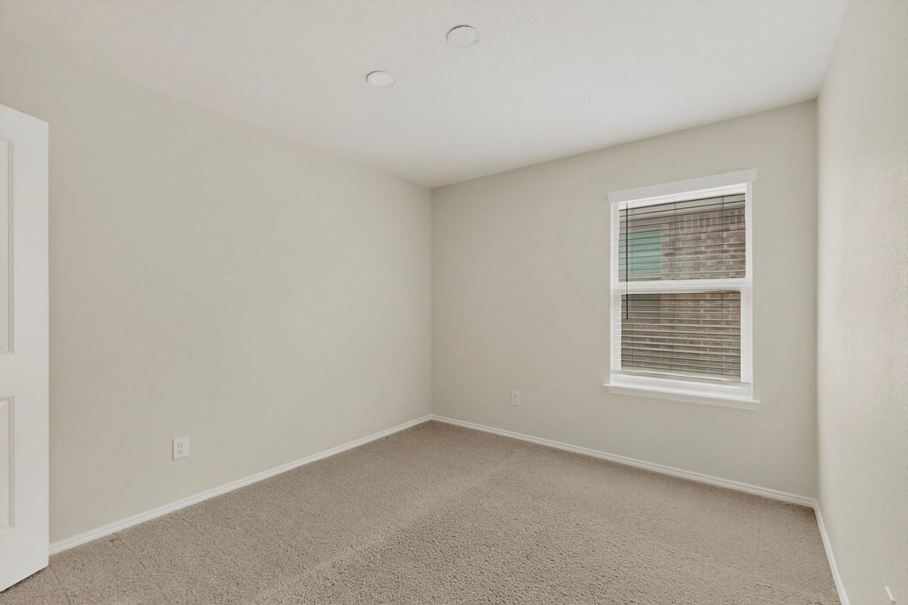2345 Copal Dr - Photo 7 of 43