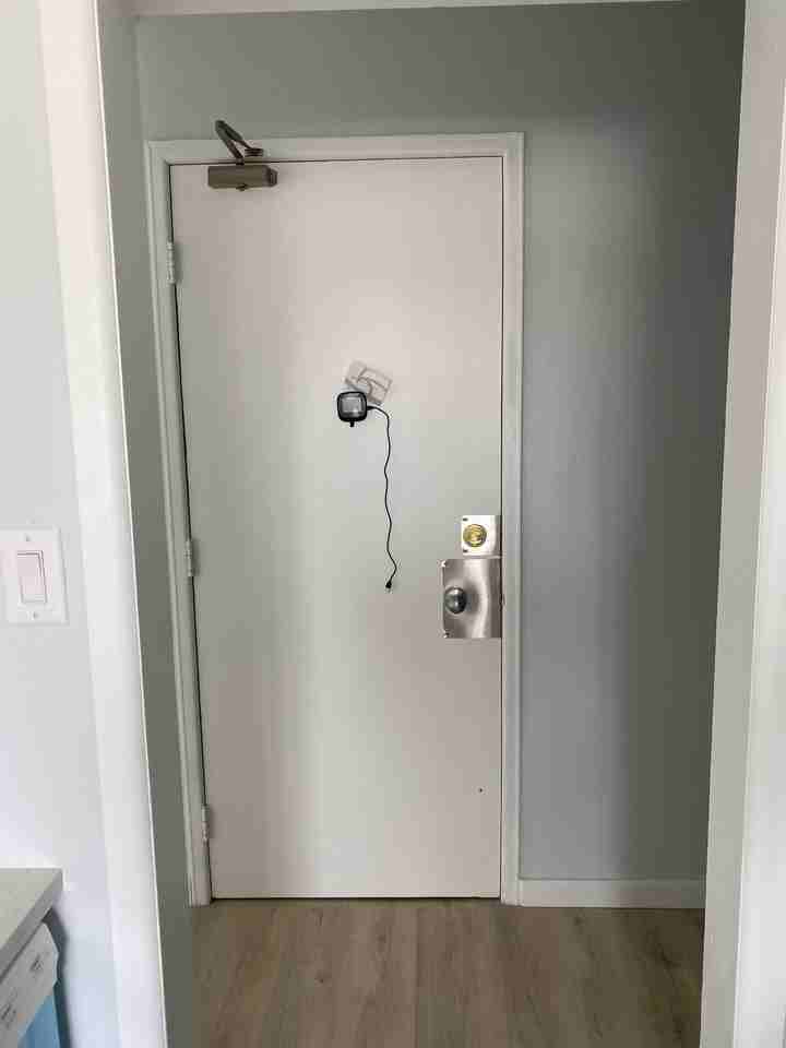 1472 Pembina - Photo 2 of 15