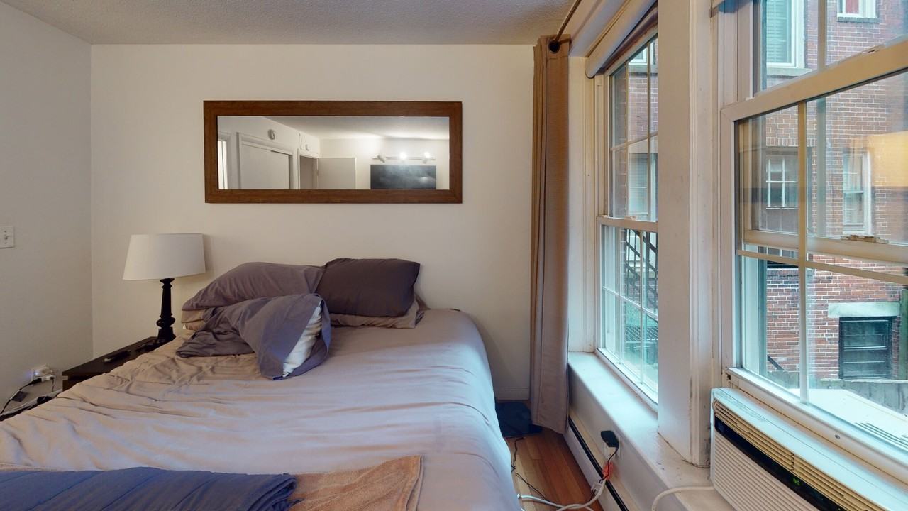 64 W Cedar - Photo 3 of 13