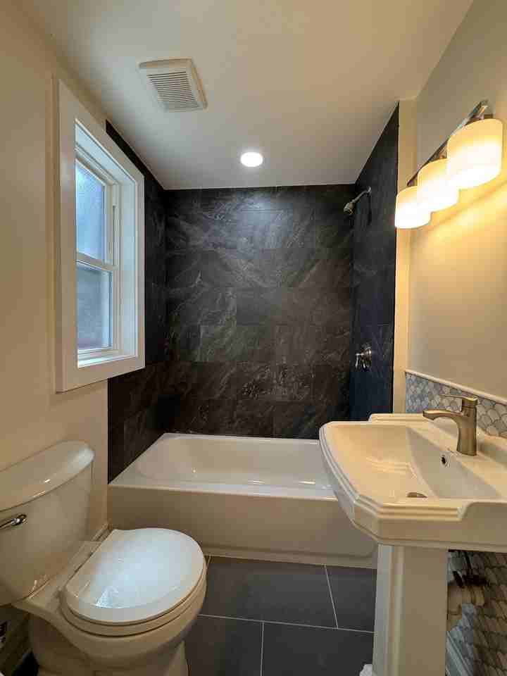 294 Park St - Photo 6 of 7