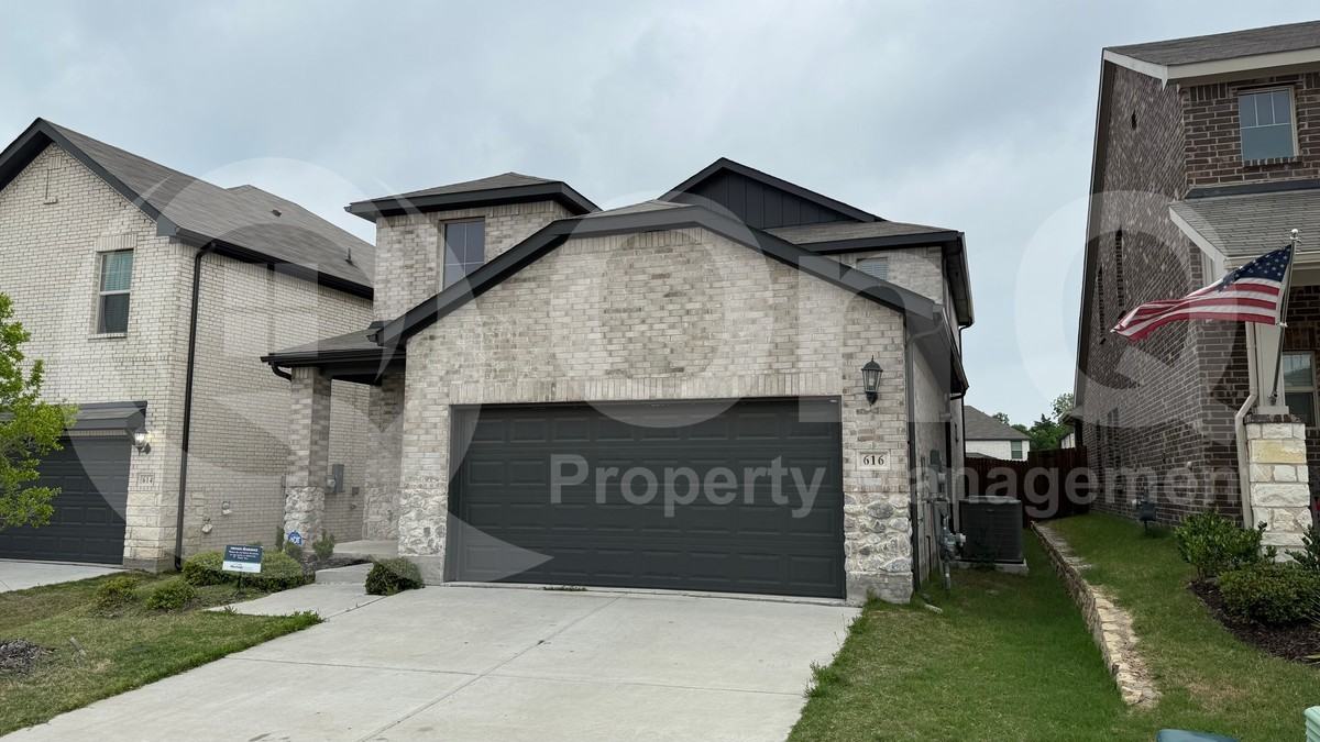 616 Mckinney Ave - Photo 2 of 26