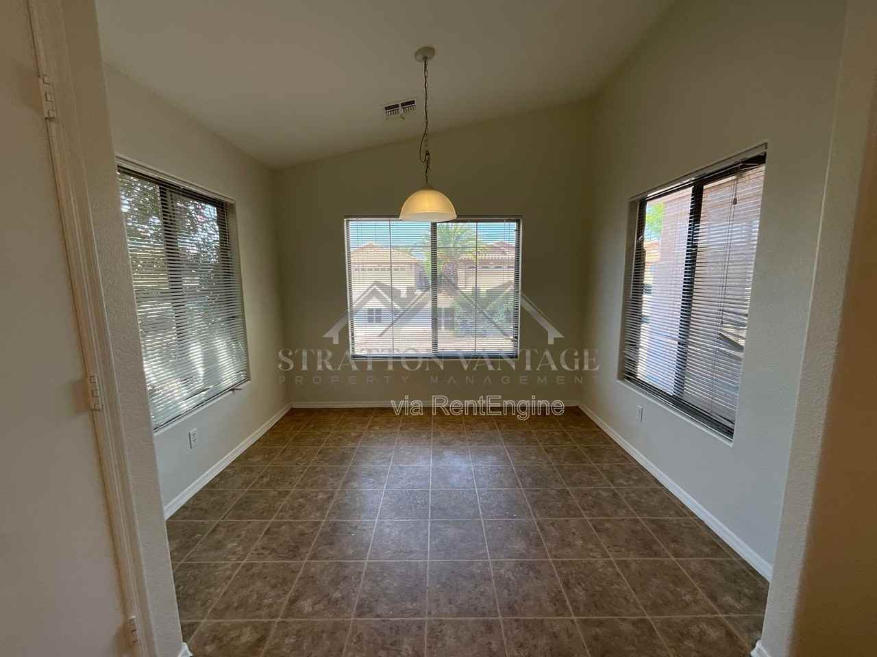3521 E Juanita Ave - Photo 7 of 32