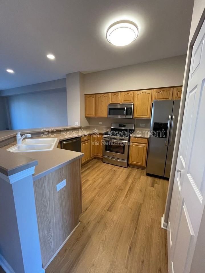 2525 Arcadia Cir - Photo 6 of 21