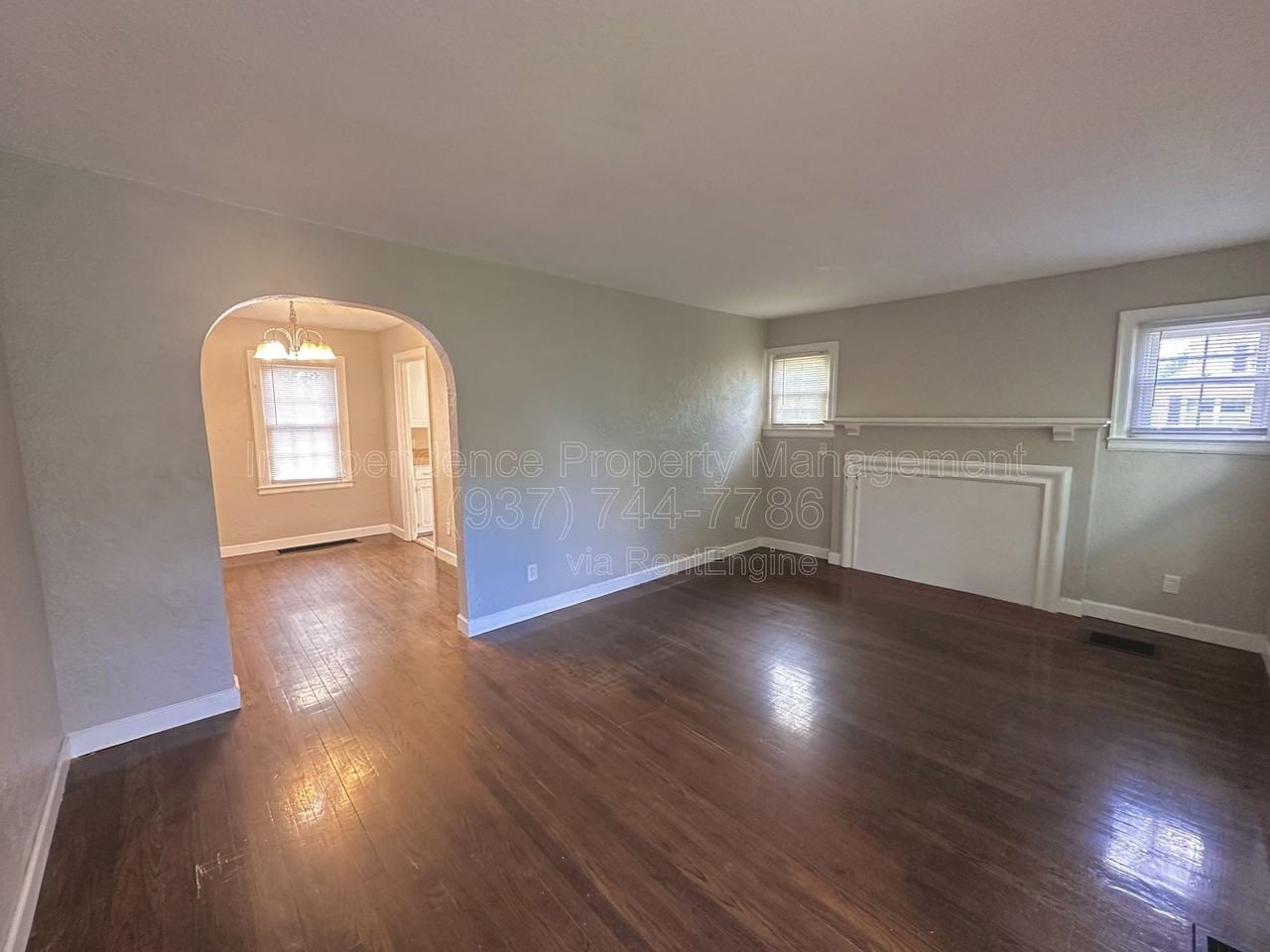 2801 Kenmore Ave - Photo 3 of 15