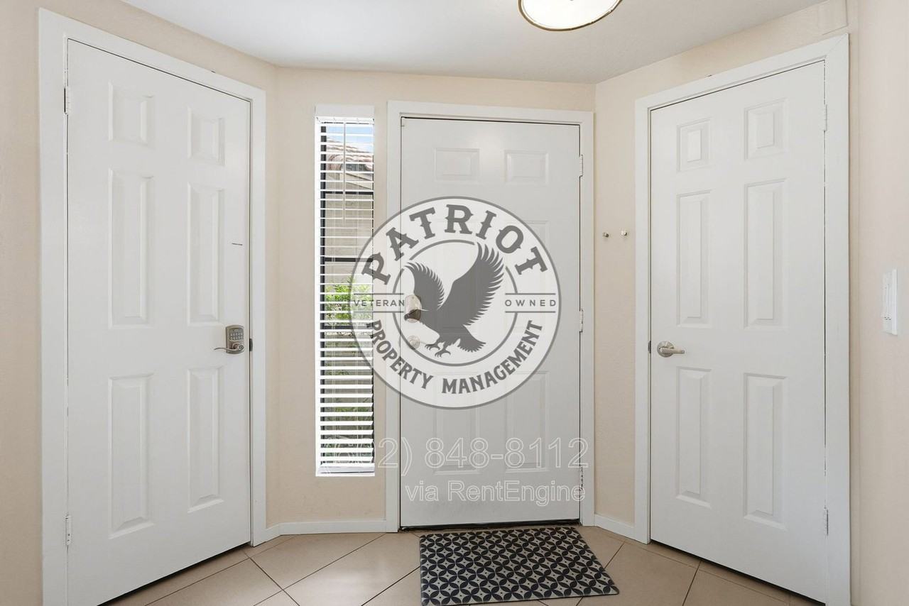 9705 E Mountain View Rd #1153 - Photo 6 of 50