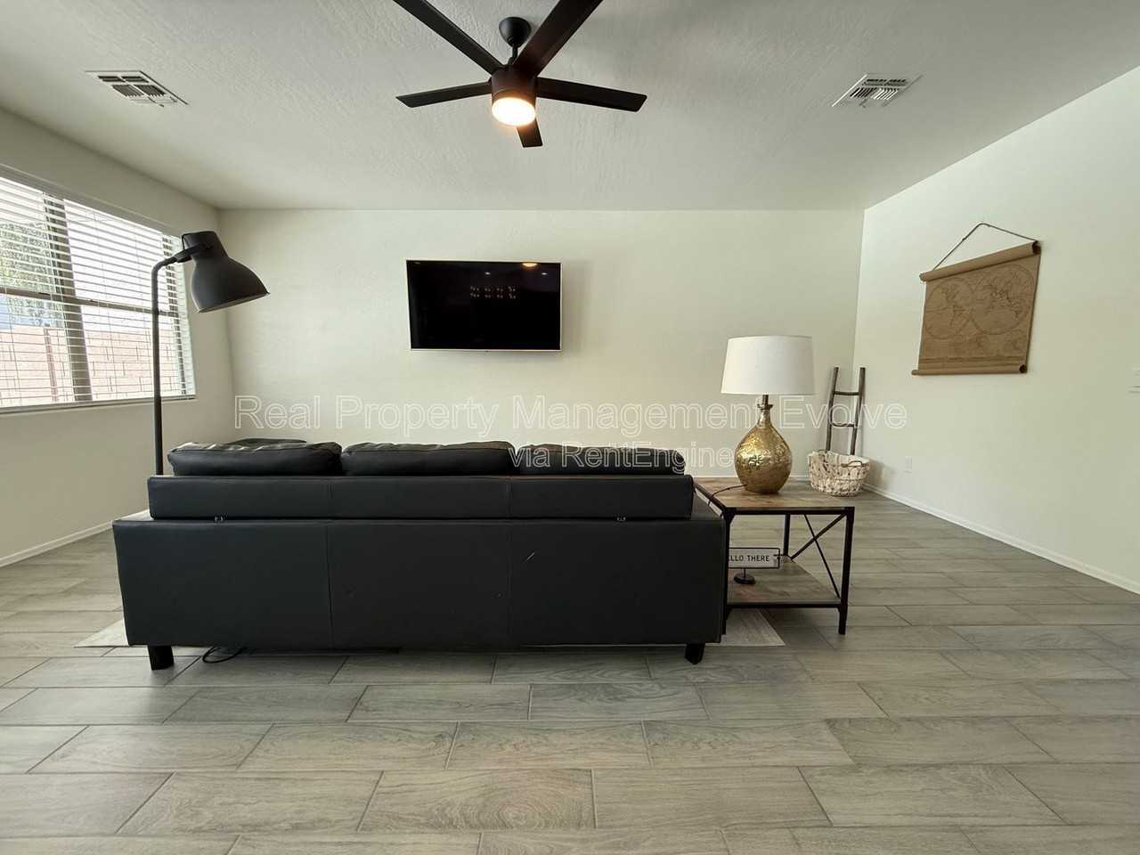 20858 N 90th Ave - Photo 7 of 47