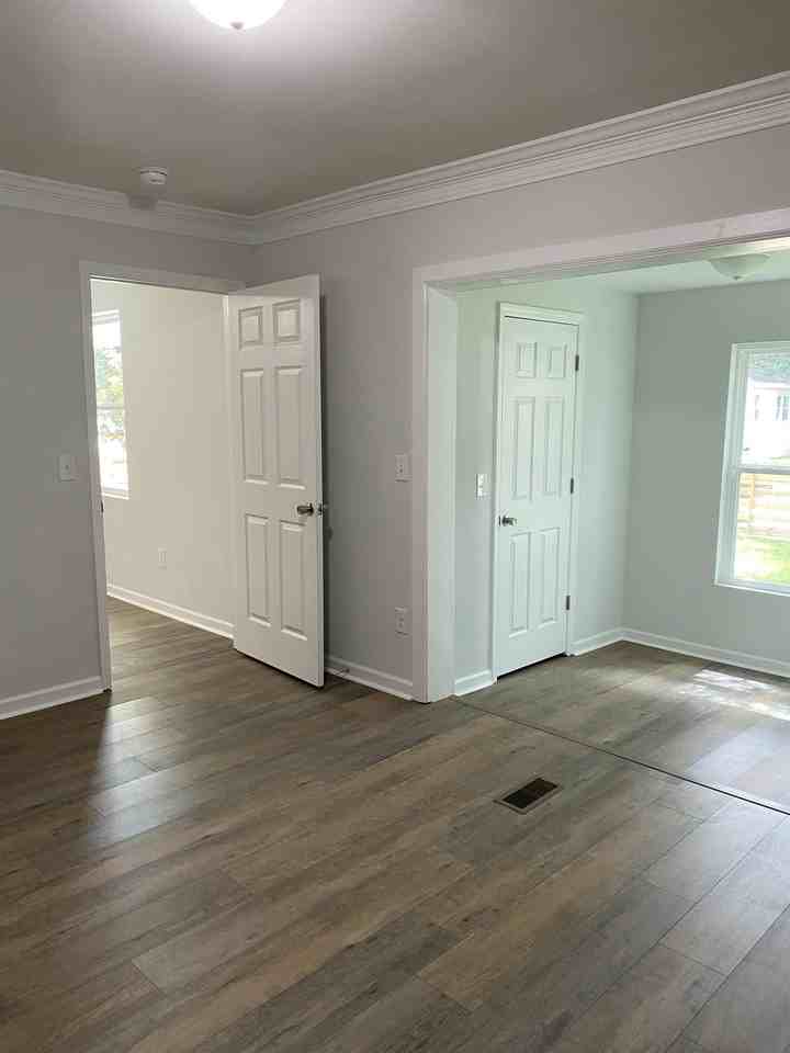 5806 Sledge St Apt A #A - Photo 7 of 23