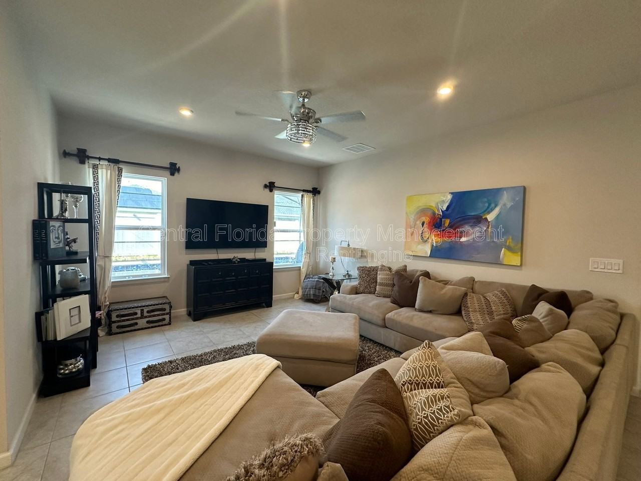5580 Vigo Loop - Photo 5 of 40