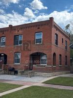 featured image of 212 W Evans Ave