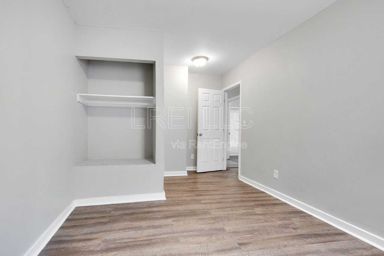 3932 Rankin St - Photo 7 of 15