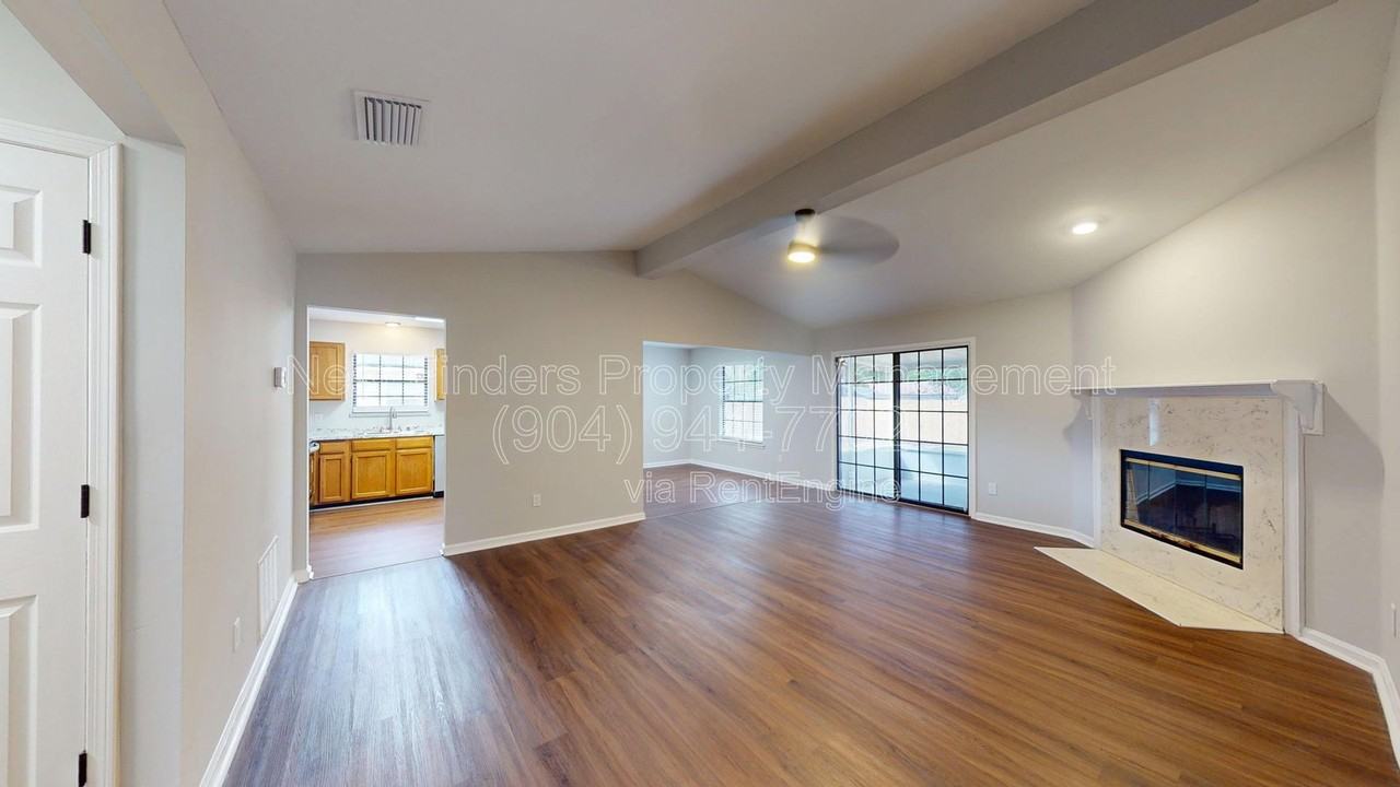 1012 Dorwinion Dr - Photo 2 of 24