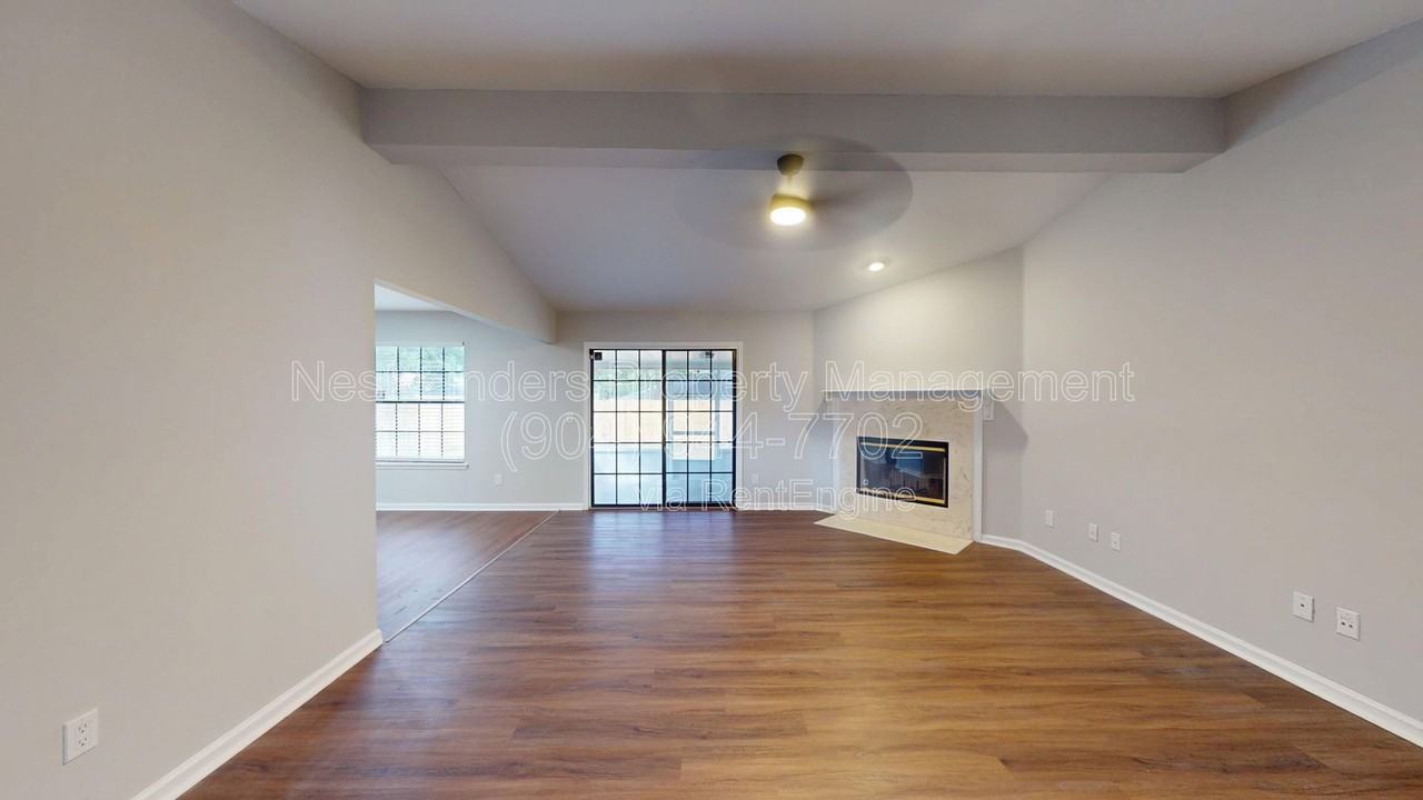 1012 Dorwinion Dr - Photo 3 of 24