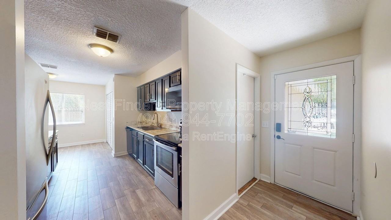3661 Hampton Glen Pl - Photo 4 of 26