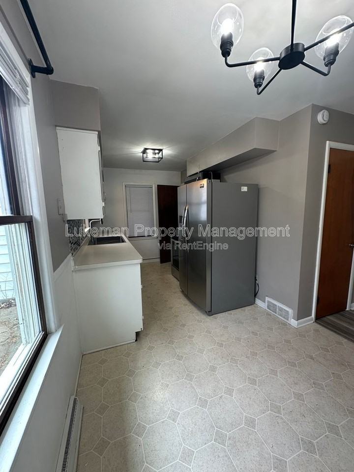 2909 Range St - Photo 7 of 18
