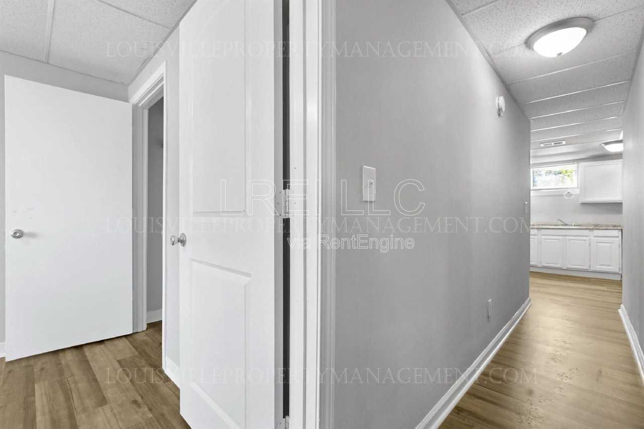 704 Roselane St #704-1 - Photo 3 of 16