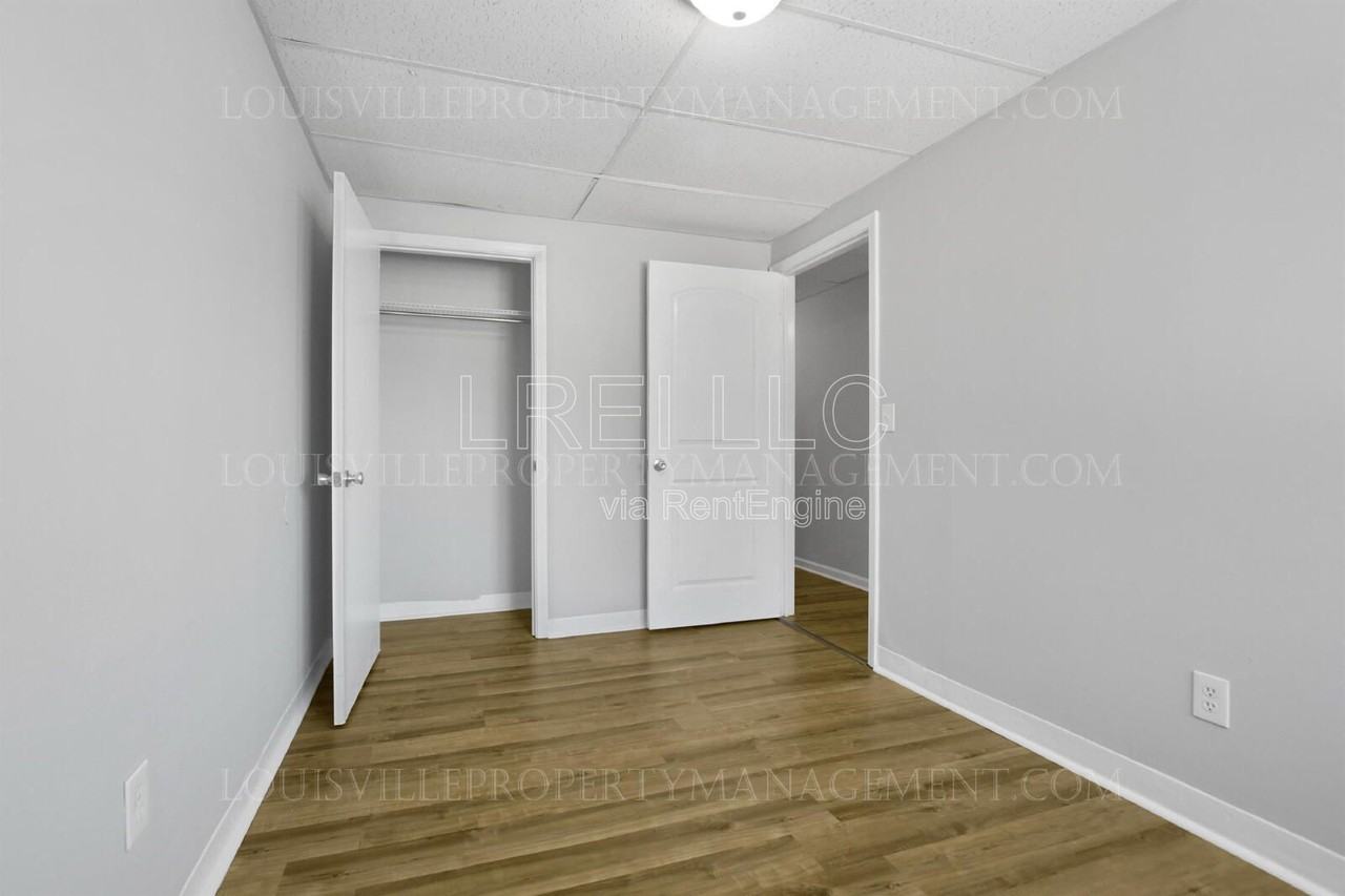 704 Roselane St #704-1 - Photo 5 of 16
