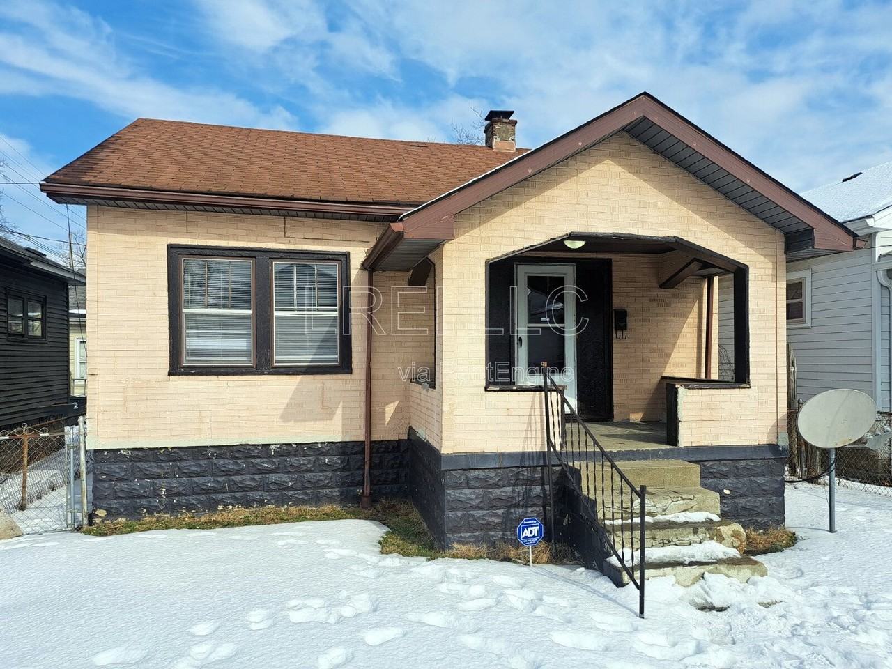 2733 Chase Ct