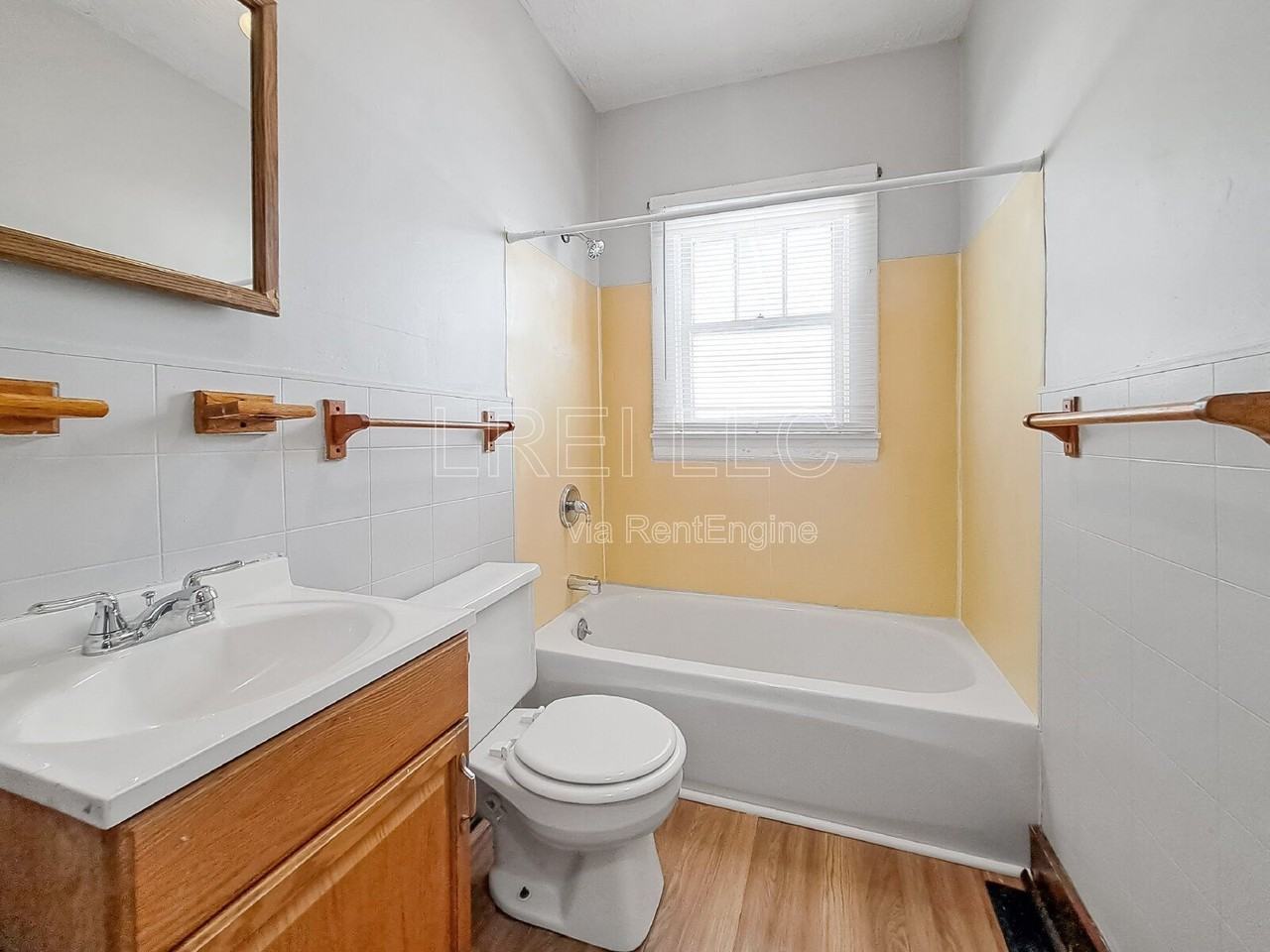 2733 Chase Ct - Photo 5 of 11