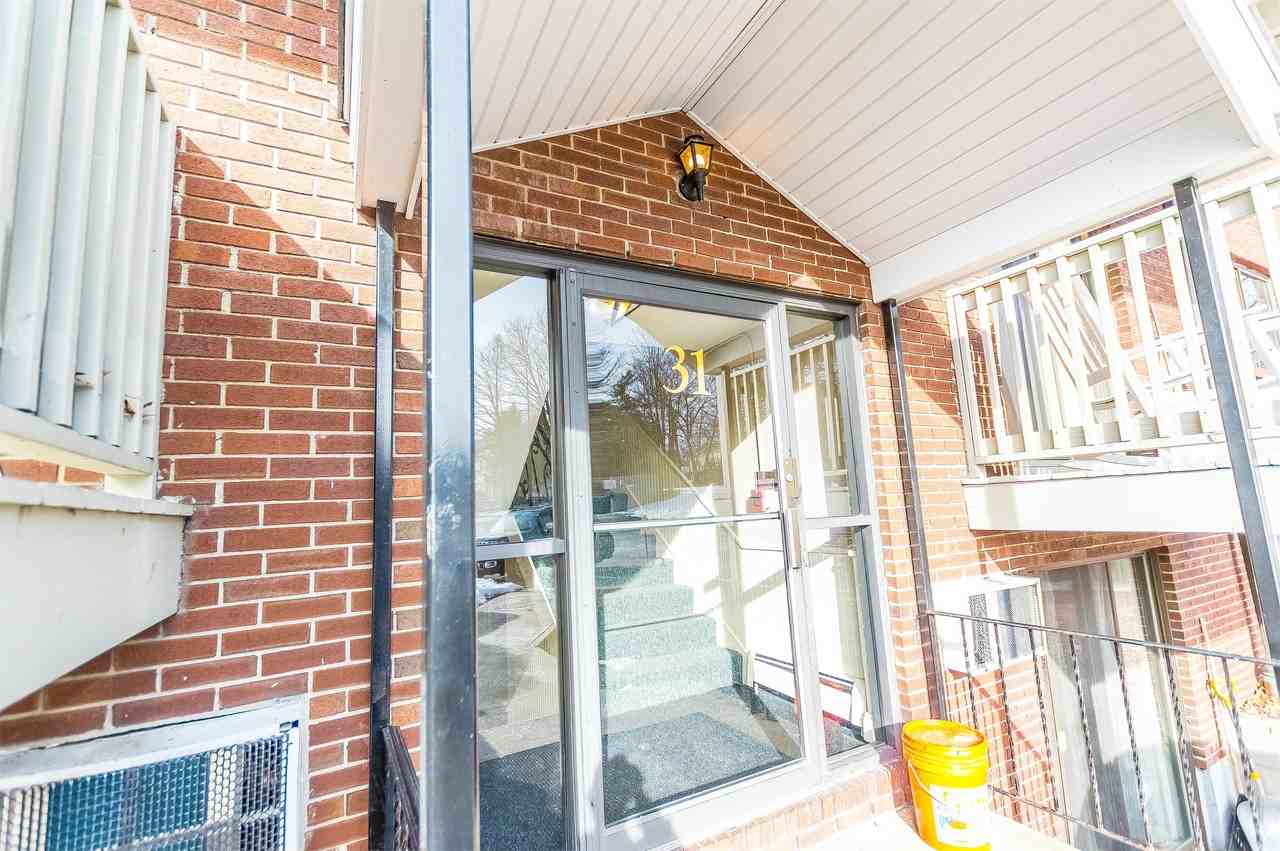 31 Andrew St #25 - Photo 3 of 16