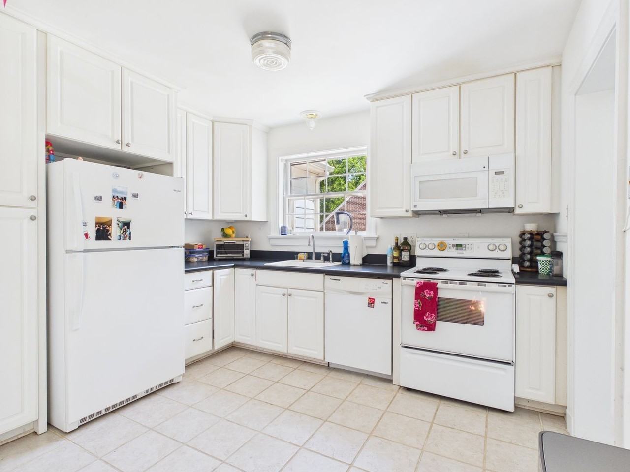 9609 University Blvd - Photo 3 of 13