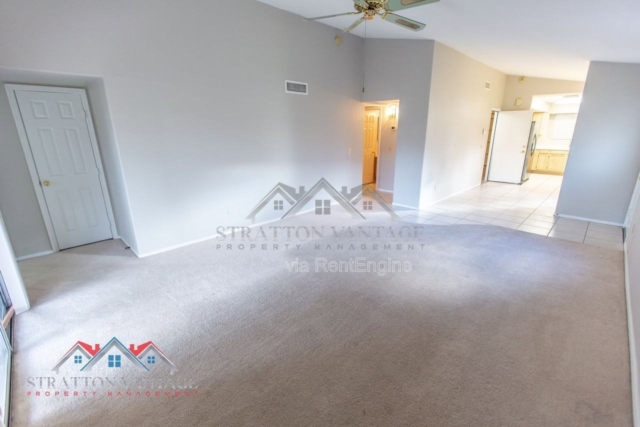 3320 W Golden Ln - Photo 7 of 37