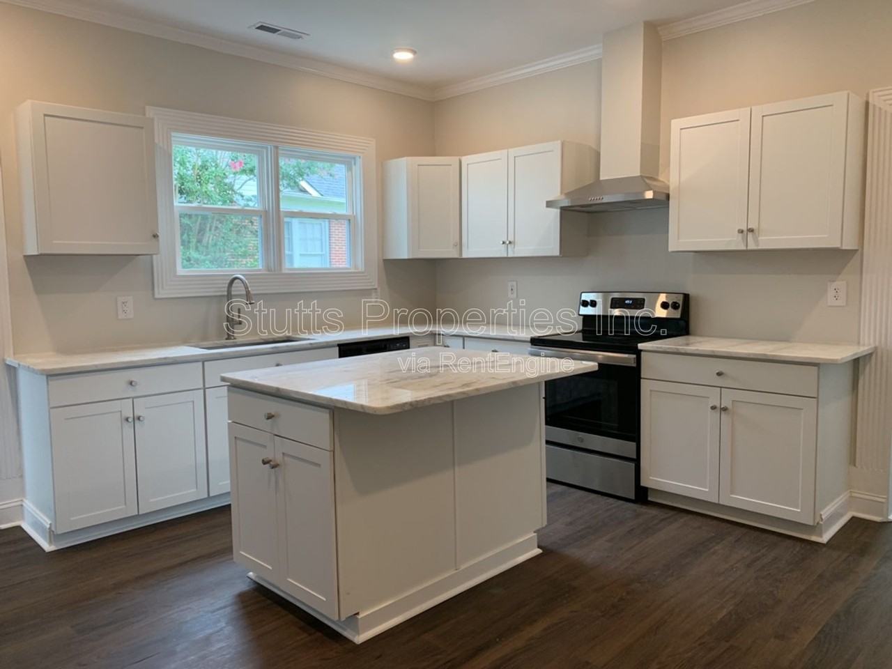 406 W 6th St - Photo 5 of 16
