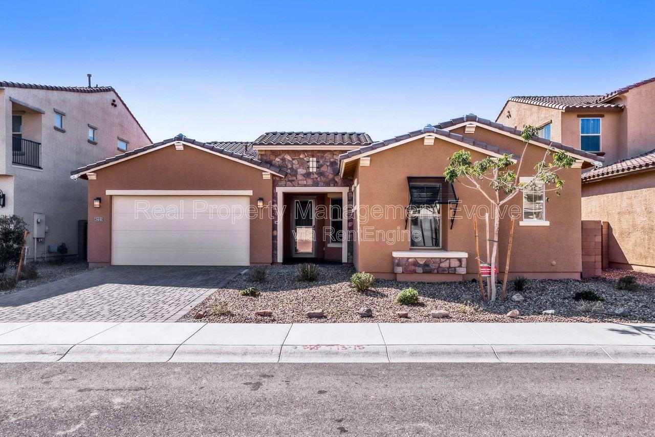 8723 W Vista Ave